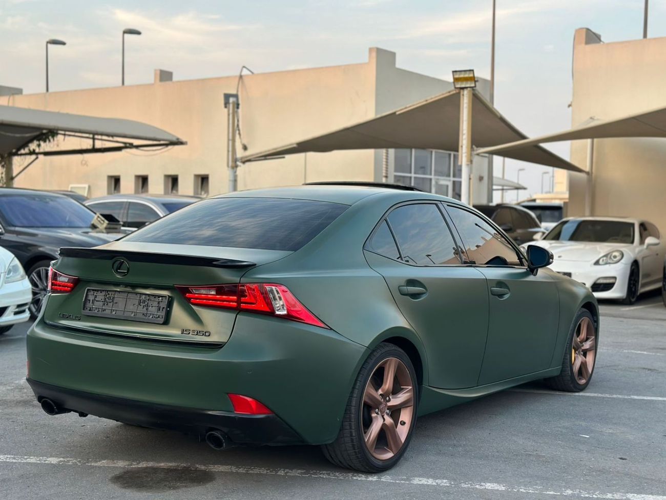 لكزس IS 350 F Sport Platinum 3.5L