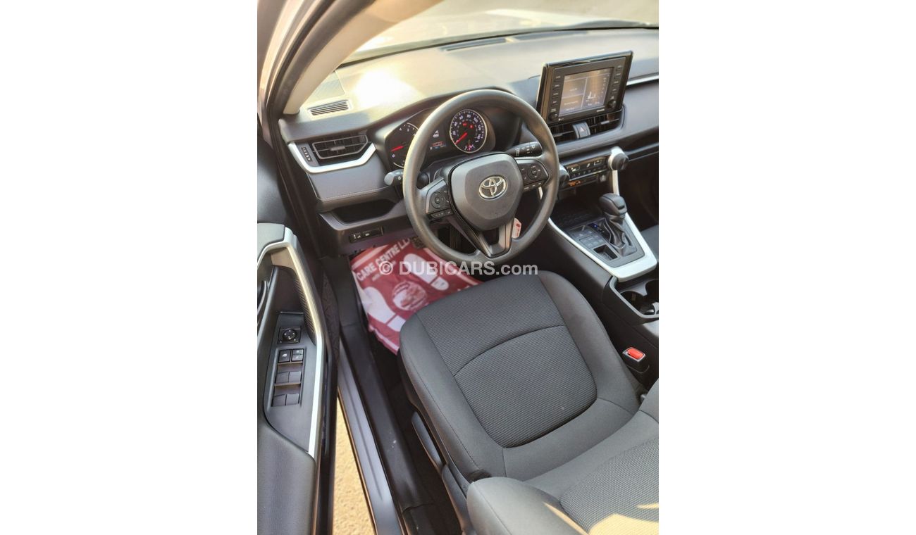 Toyota RAV4 RAV4 LE AWD 2021