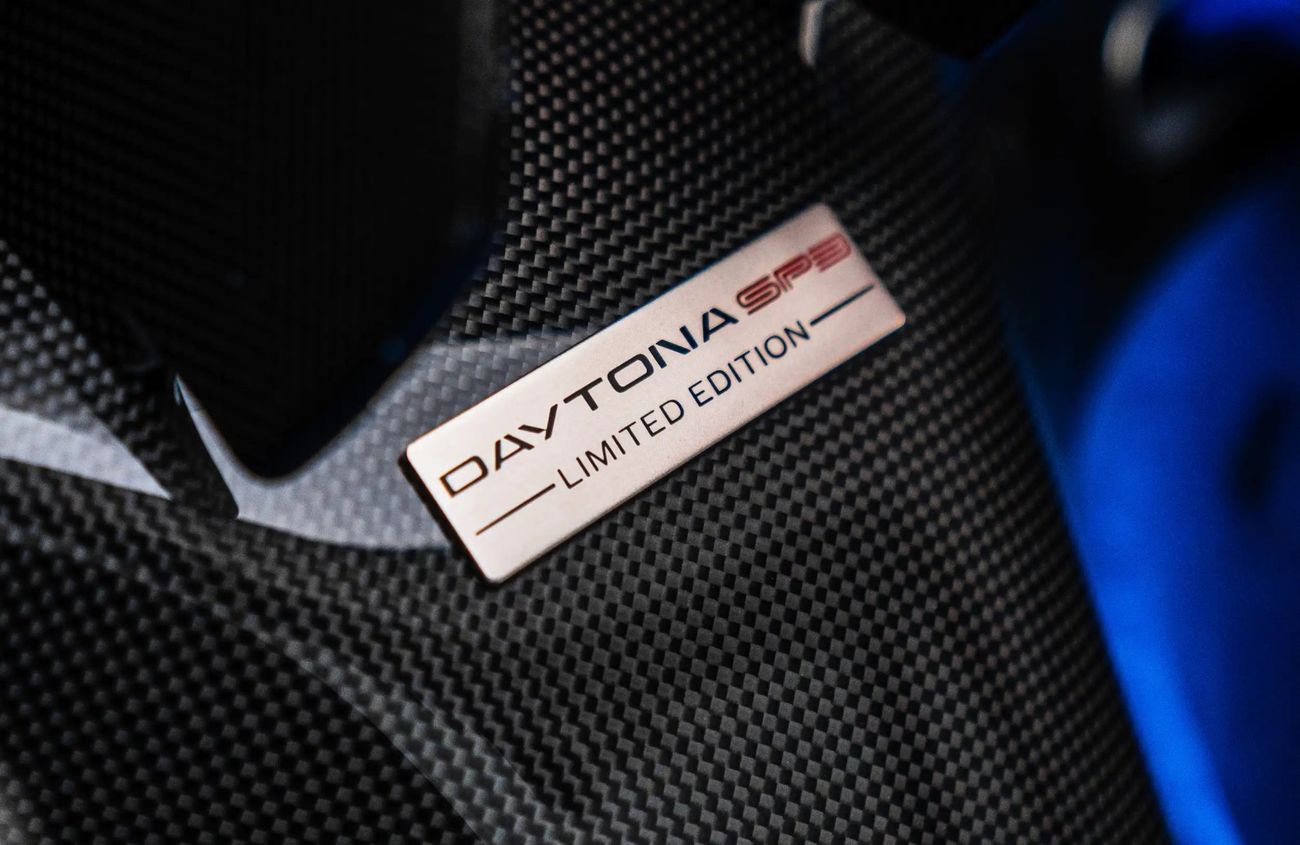 فيراري دايتونا 6.5L V12 Naturally Aspirated Engine