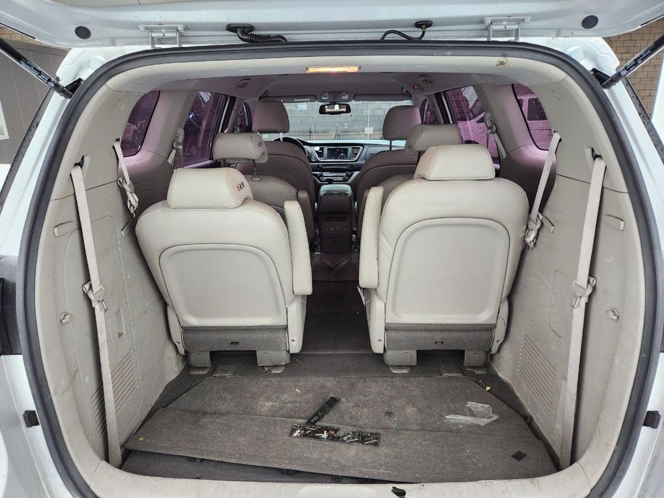 كيا كارنيفال THE NEW CARNIVAL (D) 2.2 Luxuary 9 seats