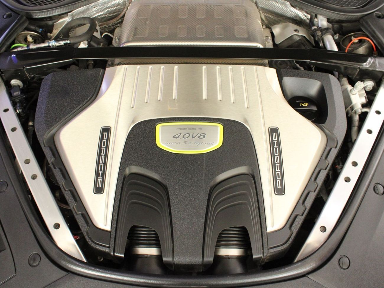 Porsche Panamera GT S E-HYBRID EDITION