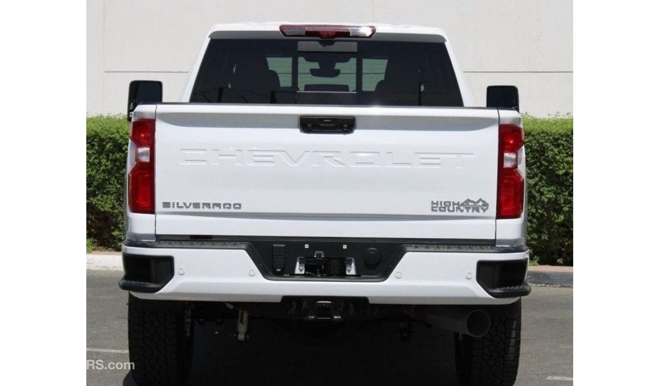 Chevrolet Silverado High Country Diesel V8 6.6 L Turbo Diesel