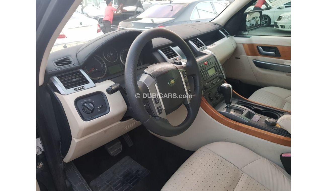 Land Rover Range Rover Sport Car good no accident and no problem mechanical