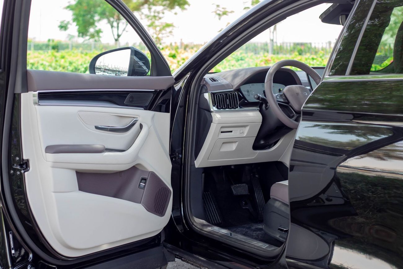 BYD Song Plus BYD Song Plus DM-i Highlights  PLUG-IN HYBRID 2025 (160KM)