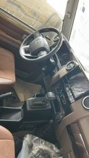 تويوتا لاند كروزر بيك آب 2.8 DIESEL FULL OPTION
