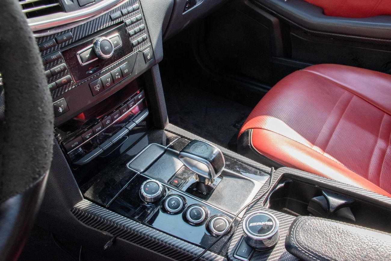 Mercedes-Benz E 63 AMG Std