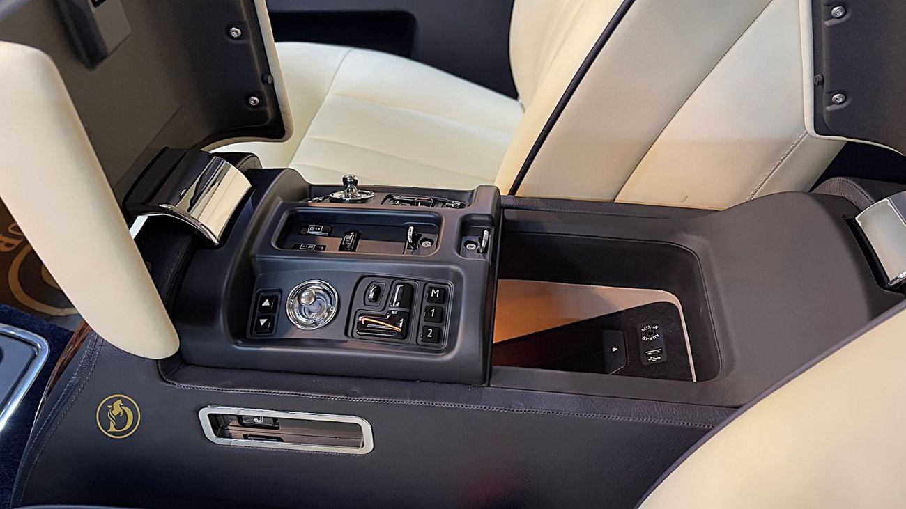 رولز رويس فانتوم | LIMITED OFFER | EXTENDED | IMMACULATE CONDITION | GCC SPEC