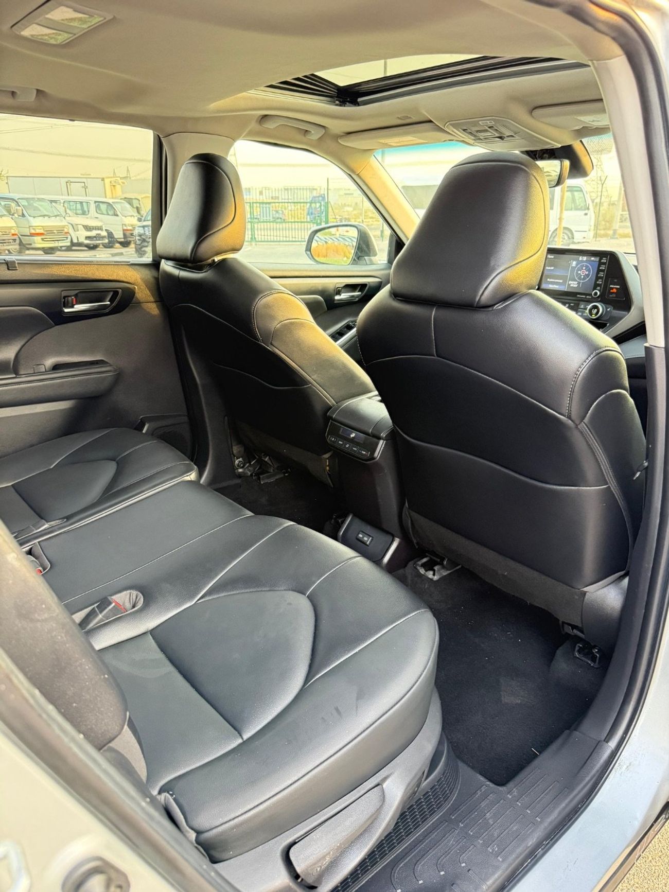 Toyota Highlander XLE Hybrid 2.5 L Full Option 2022