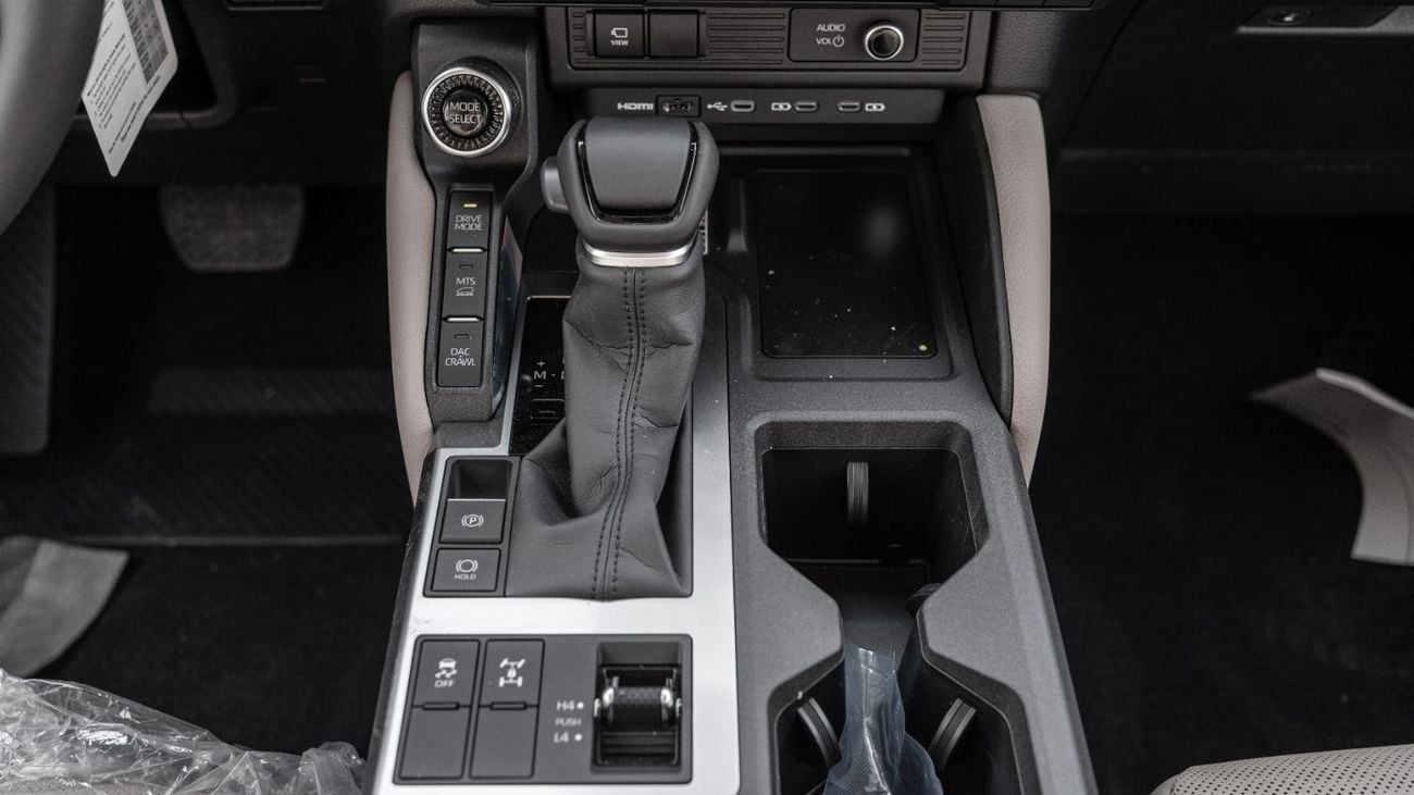 تويوتا برادو 2026 Toyota Prado VXL 2.4L AT Petrol (Black-Beige)