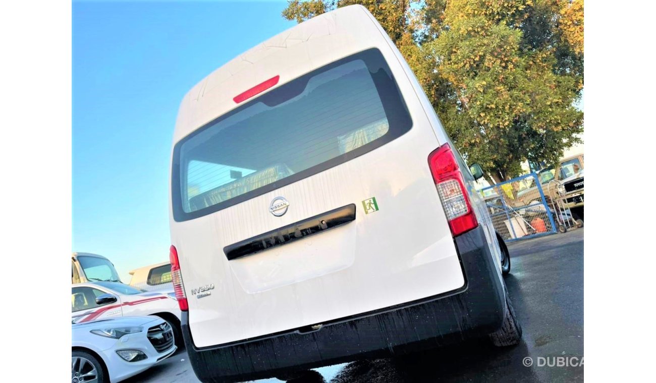 Nissan Urvan 13 seats