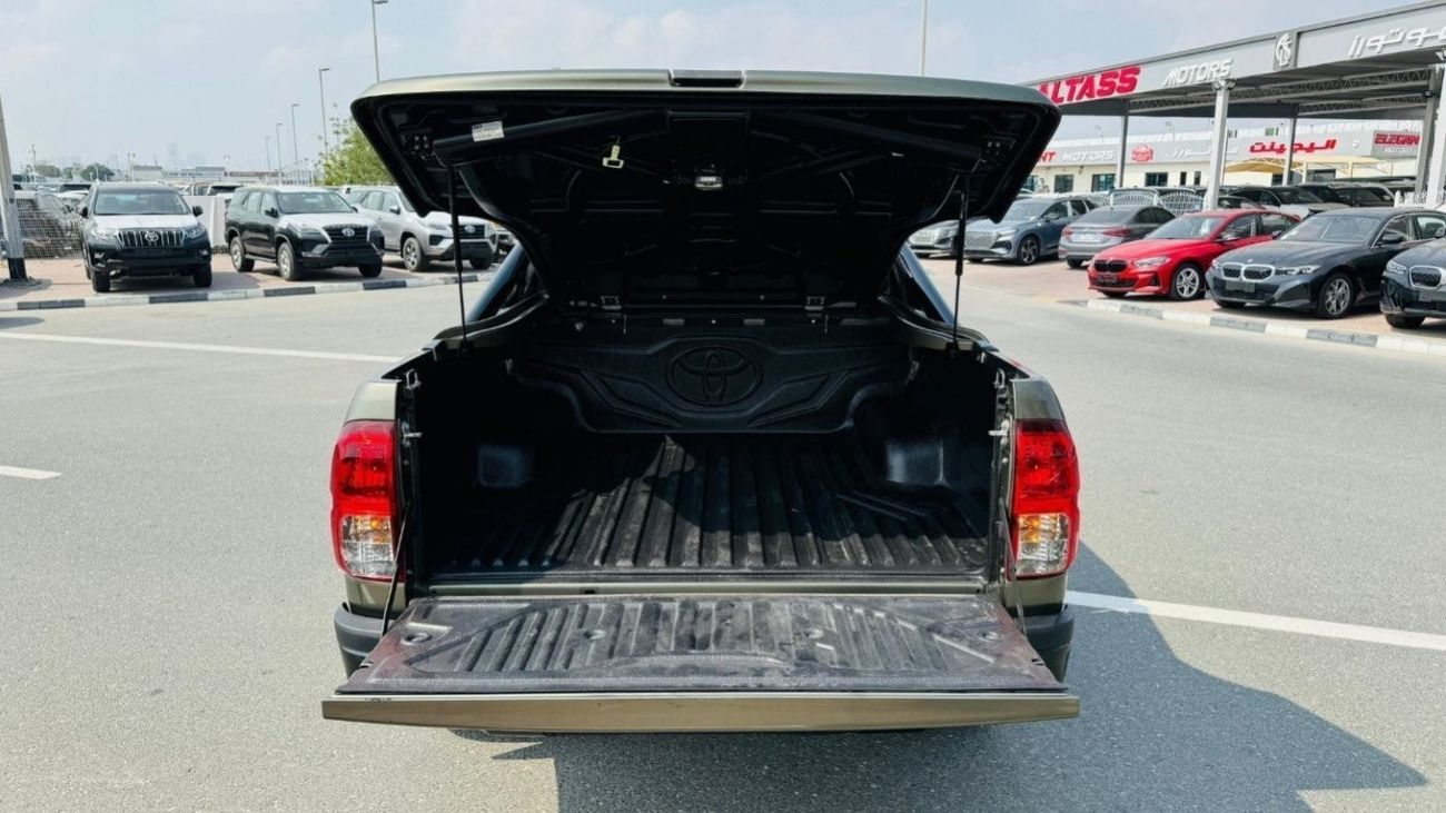 Toyota Hilux PREMIUM BULL BAR INSTALLED | ROOF MOUNTED LED STRIP LIGHTS | BLACK INTE