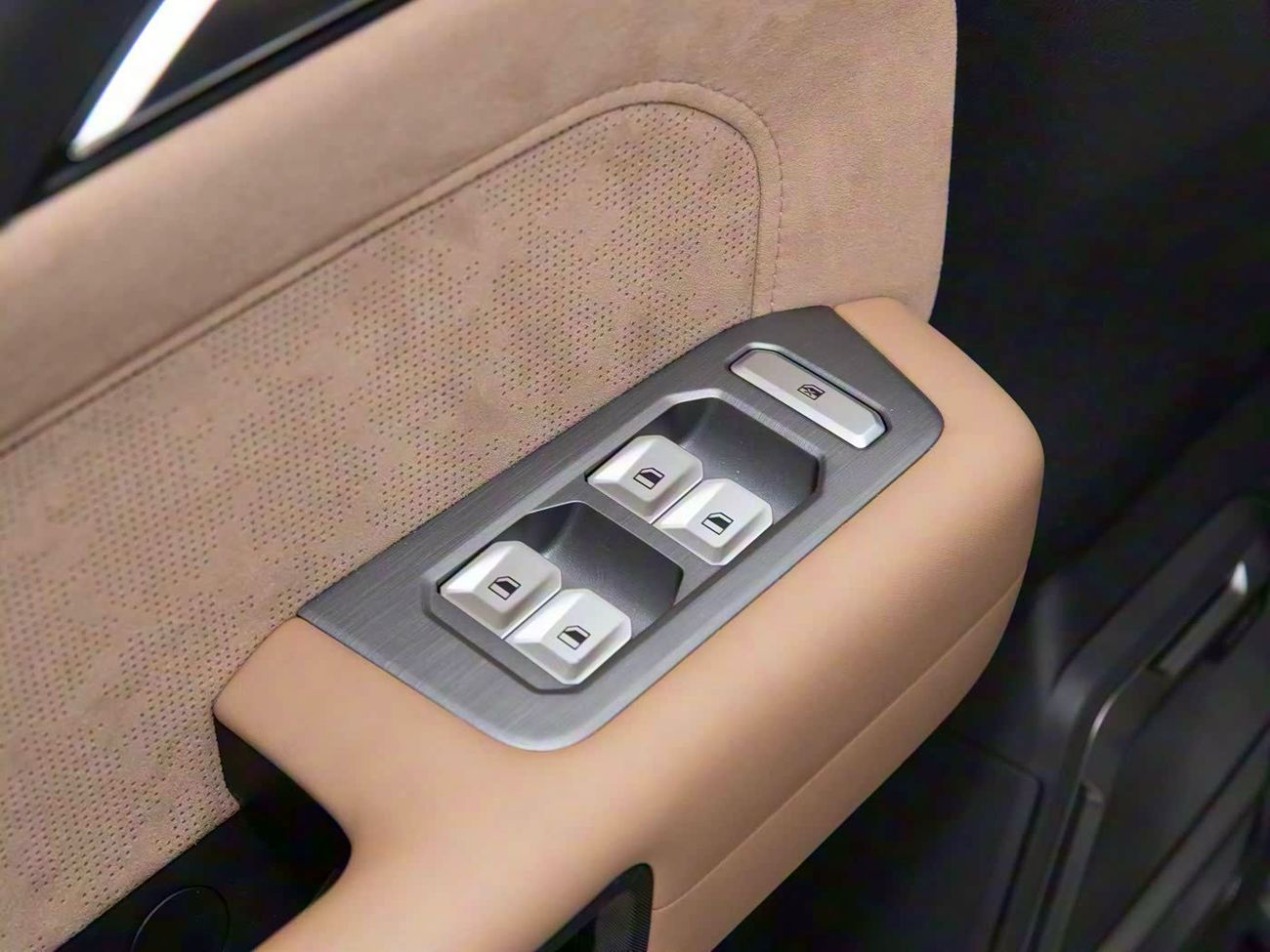 Jetour T2 Export only | Jetour Traveller 2025 2.0TD XWD Automatic Conquer Plus | Full Option - Brown interior