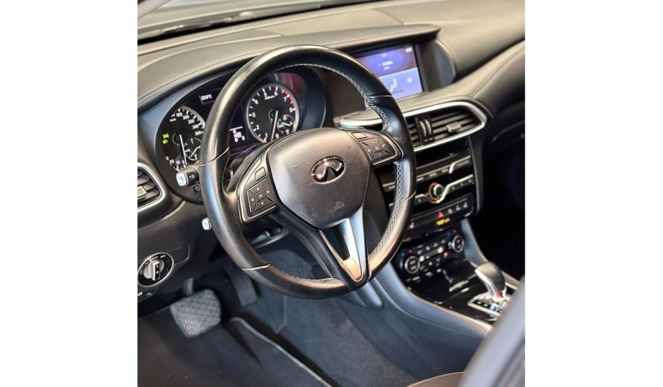 Infiniti Q30 std 2018 Infiniti Q30 1.6L • GCC • 2 Years Warranty