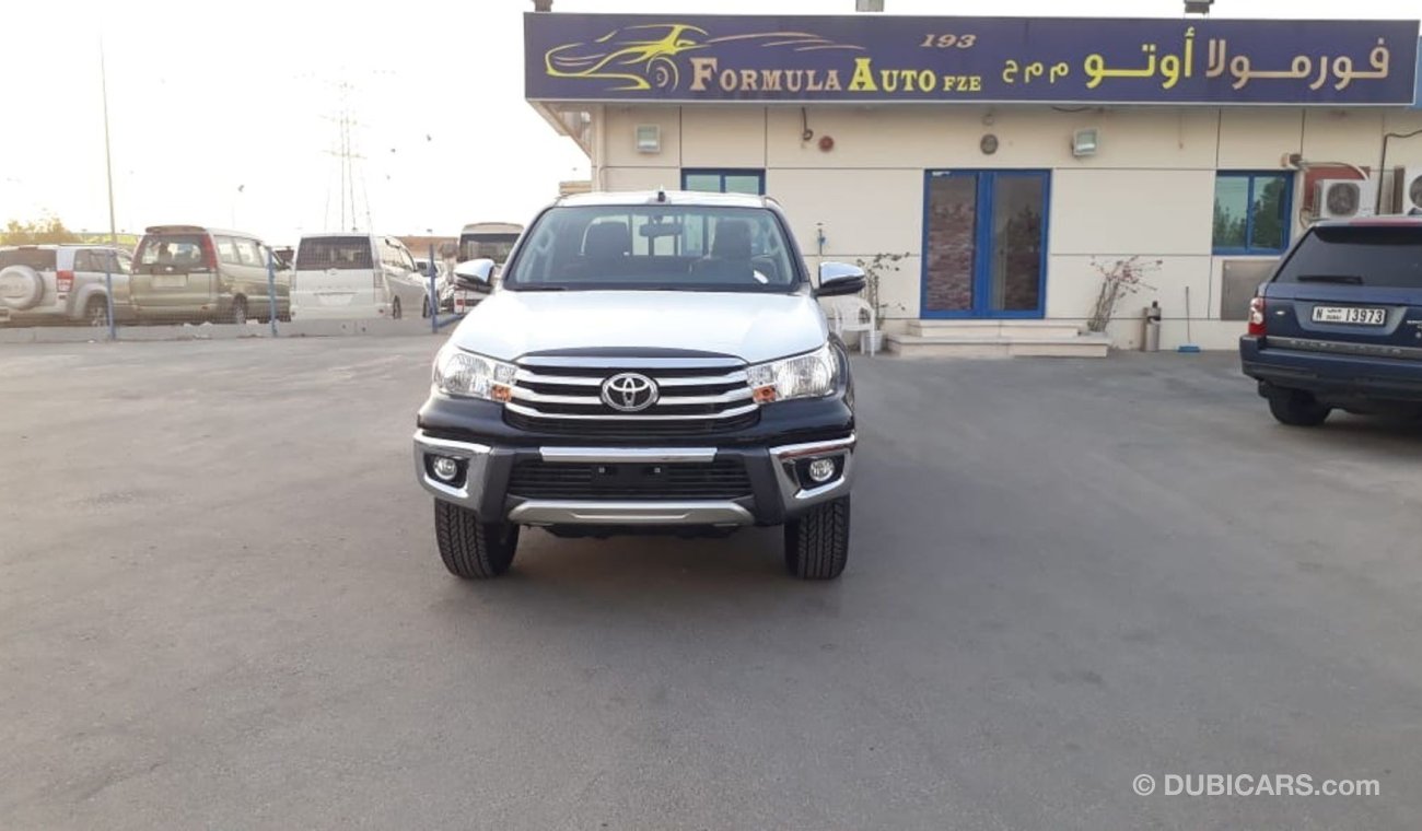 تويوتا هيلوكس TOYOTA HILUX SR5 GLX  (2.7 L PETROL 4X4 ) /////2020 //// FULL OPTION //// SPECIAL OFFER //// BY FORM