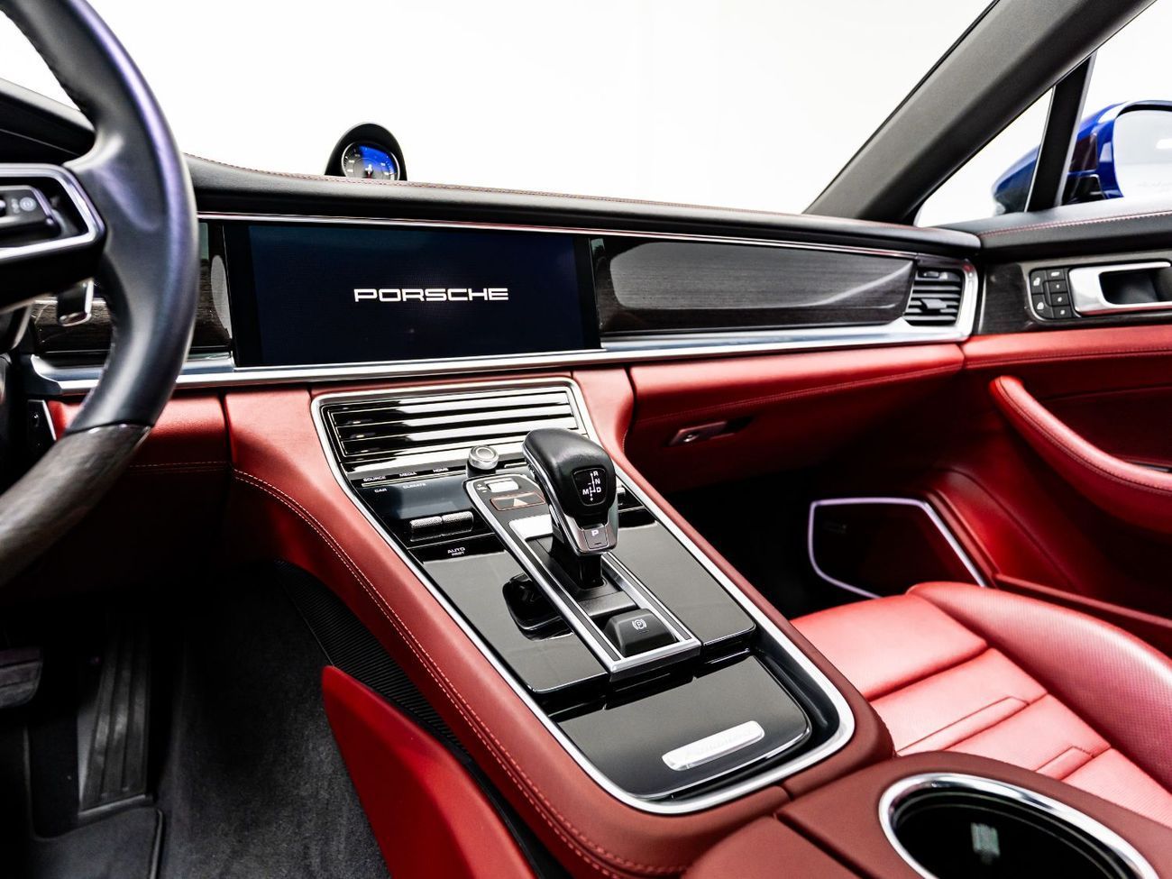 Porsche Panamera 4 3.0L 2023 Porsche Panamera, 2.9TC V6 RWD, 325bhp, 8 Speed PDK Automatic