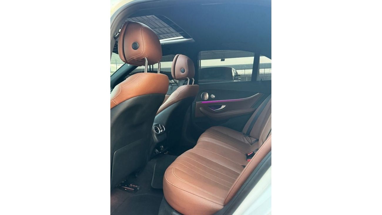 Mercedes-Benz E300 Std