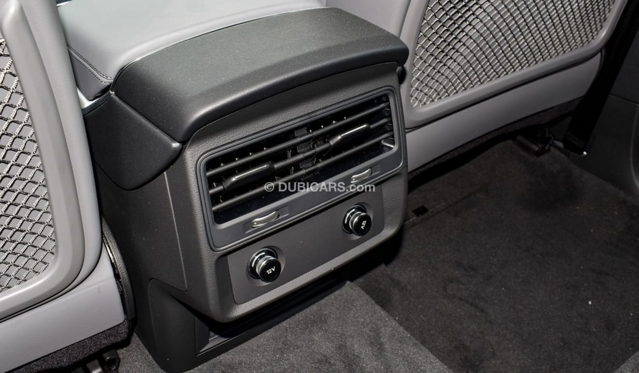 أودي Q8 55 TFSI MHEV Quattro S line V6 3.0L Aut (For Local Sales plus 10% for Customs & VAT)