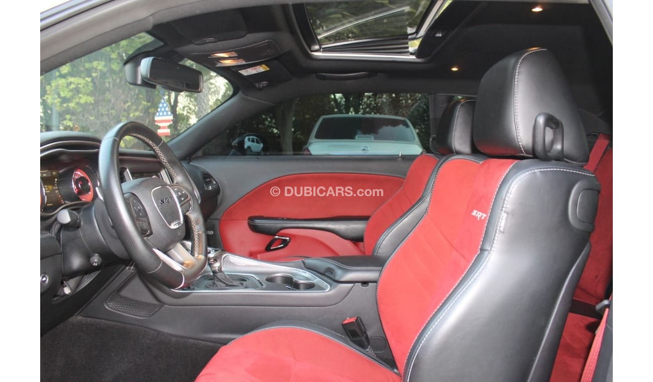 Dodge Challenger Dodge Chalenger SRT Hellcat 2016