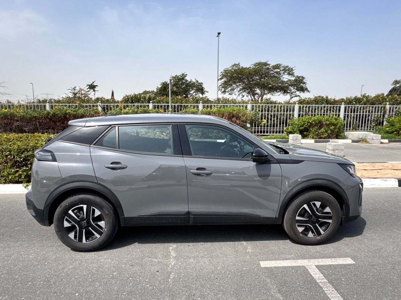 Peugeot 2008 Active 2025 GCC 1.2L CUV FWD Brand New 0Km