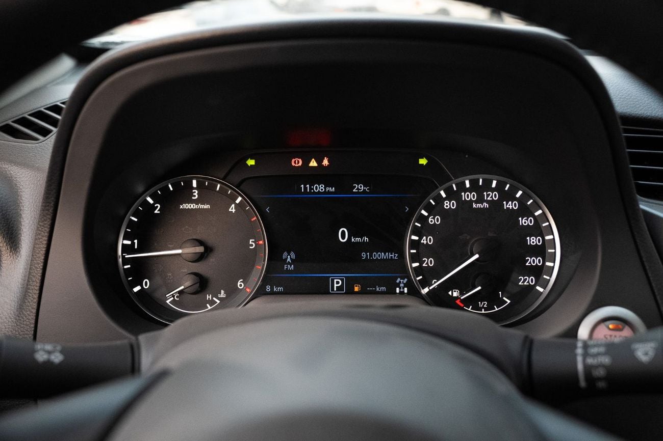 Nissan Navara PRO-4X Off-Road | 2.5L Diesel 4WD A/T (Only For Export)