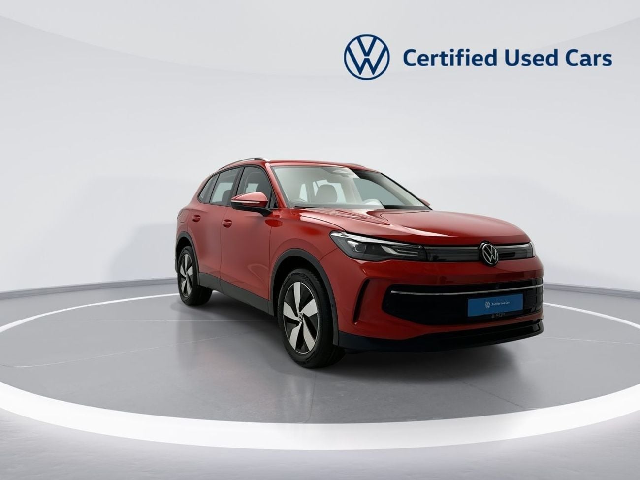 Volkswagen Tiguan Tiguan LIfe + fabric seats (REF#54467) - 28,100 AED SAVINGS from New Car