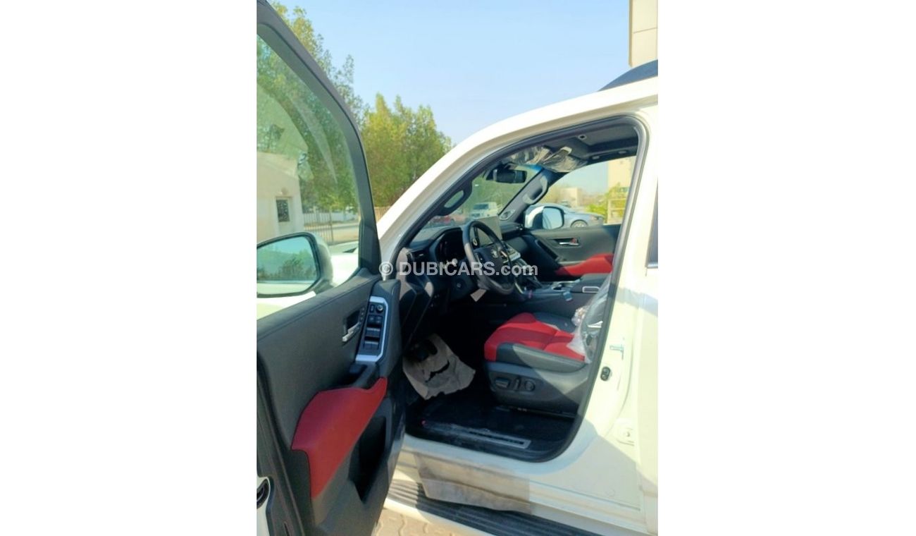 Toyota Land Cruiser EUROPE SPEC LC300 ZX 3.5L PETROL A/T 5 SEATER FULL OPTION( EXPORT ONLY)