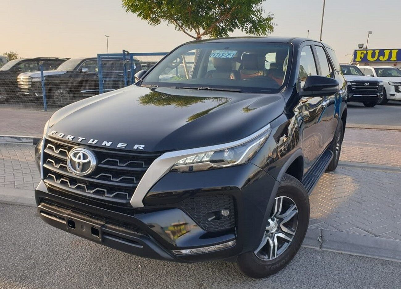 Toyota Fortuner 2.7L - (4 CYLINDER) - PETROL