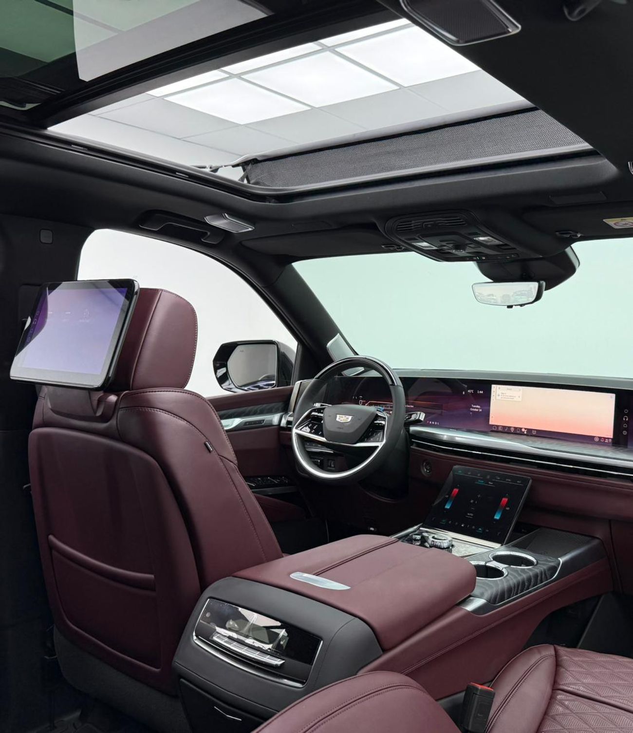 Cadillac Escalade Sport 6.2L 4WD 2025 Cadillac Escalade Sport Black Edition, 4 Years Cadillac Warranty, Very Low Km, G