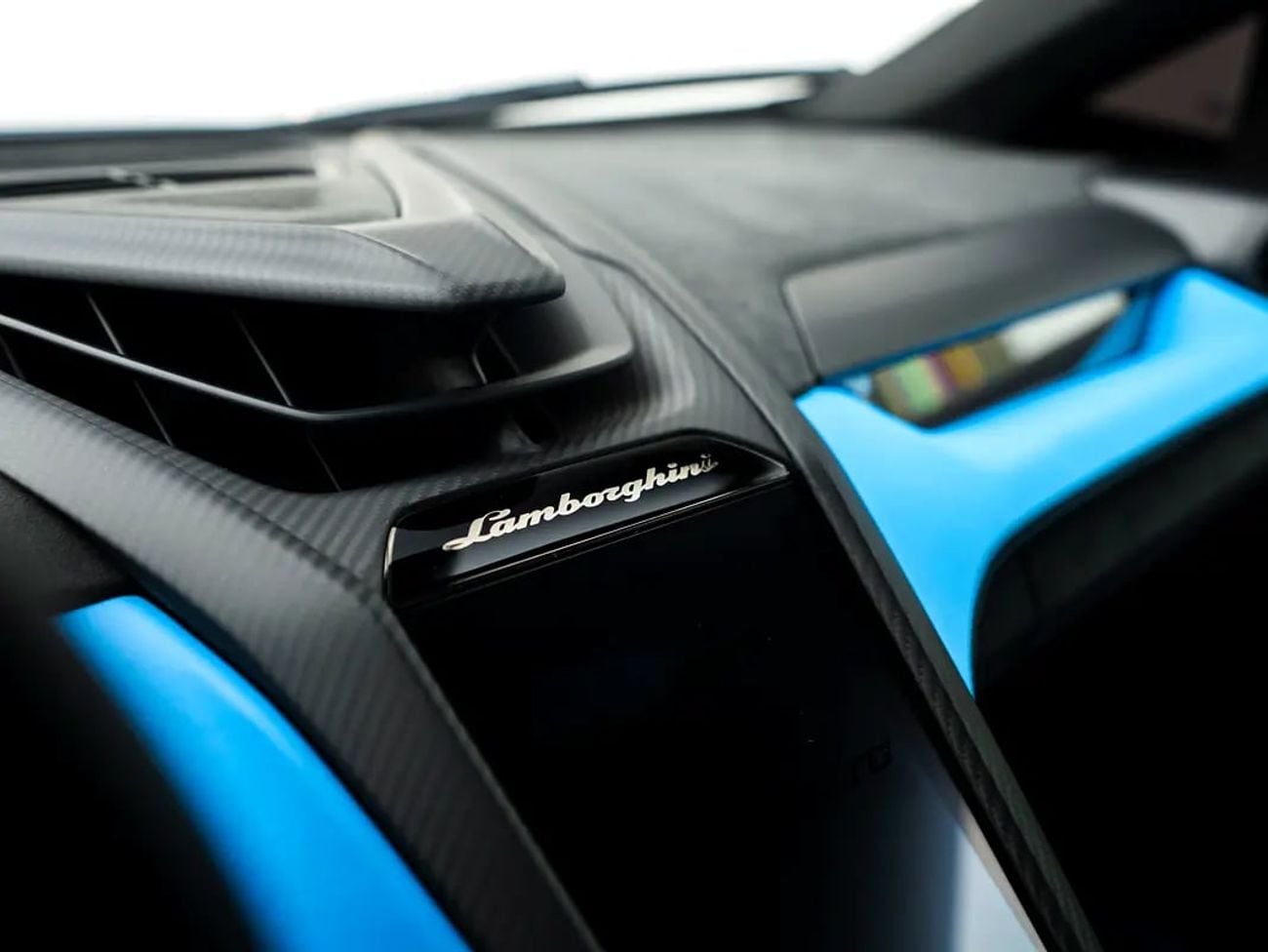 Lamborghini Revuelto SPORTIVA GCC Specs | 3300 km | WARRANTY & SERVICE