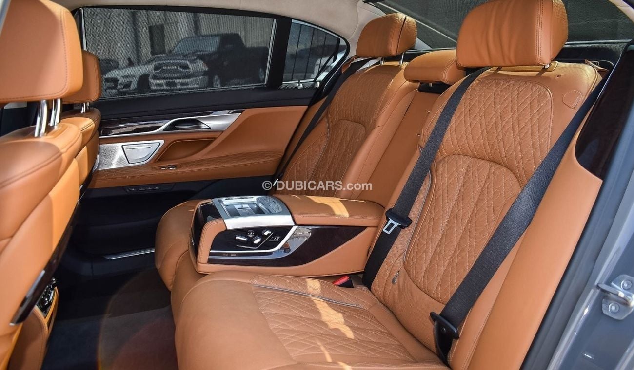 BMW M760Li Li XDRIVE Perfect Condition ( LOW KILOMETERS)