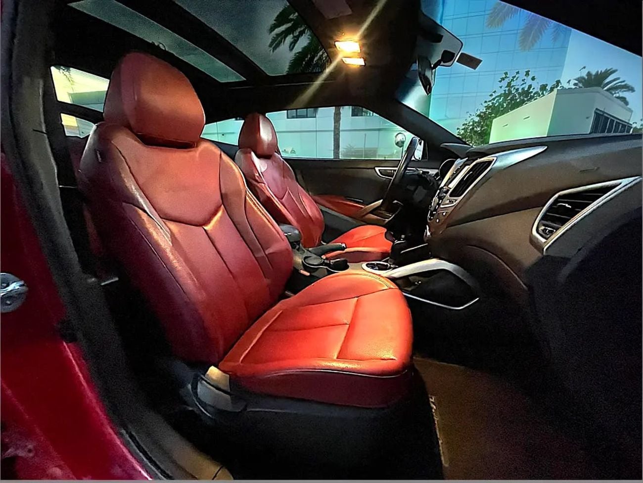 Hyundai Veloster GLS 1.6L GLS | 1.6L | |GCC | EXCELLENT CONDITION