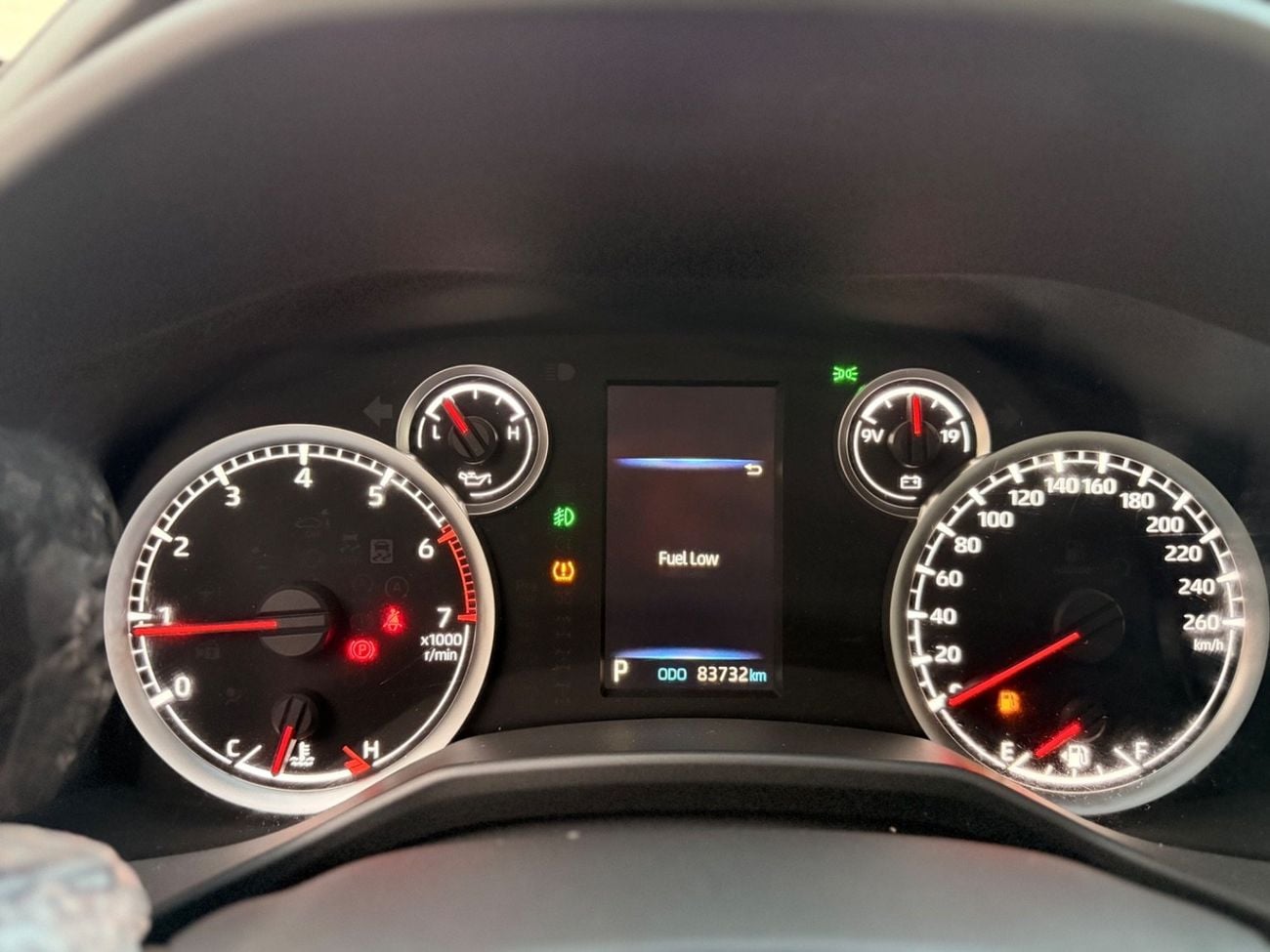تويوتا لاند كروزر EXR 2022 V6 LHD Full Option