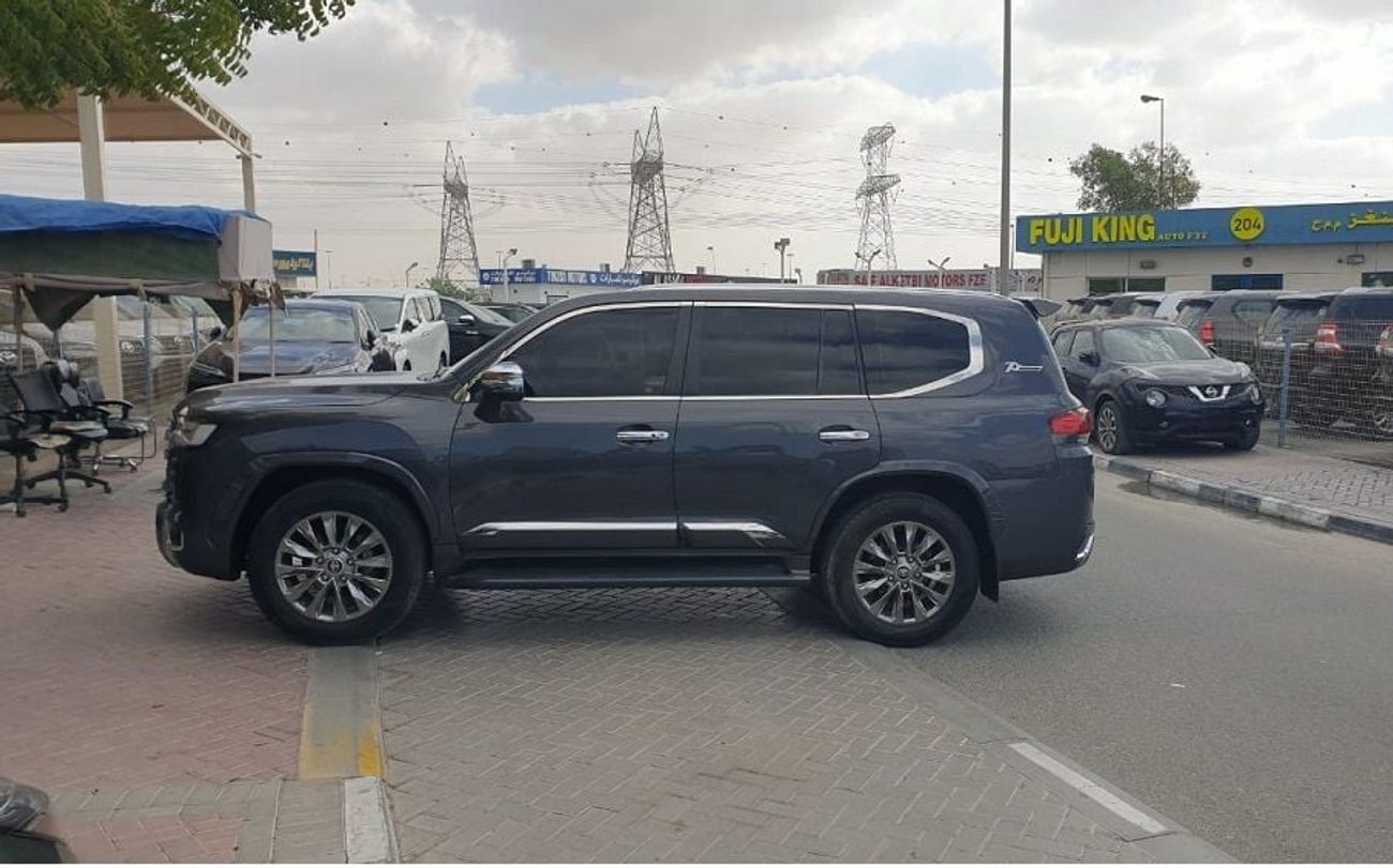 تويوتا لاند كروزر GXR 4.5L AUTOMATIC * PETROL * 4WD * 7 SEATS * 5DOOR