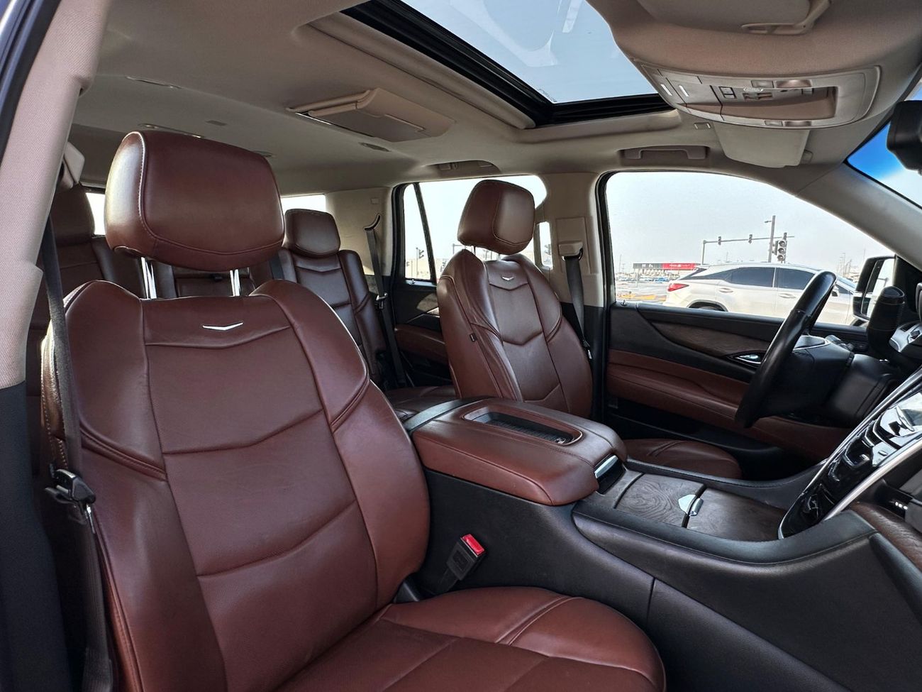 كاديلاك إسكالاد Platinum 6.2L