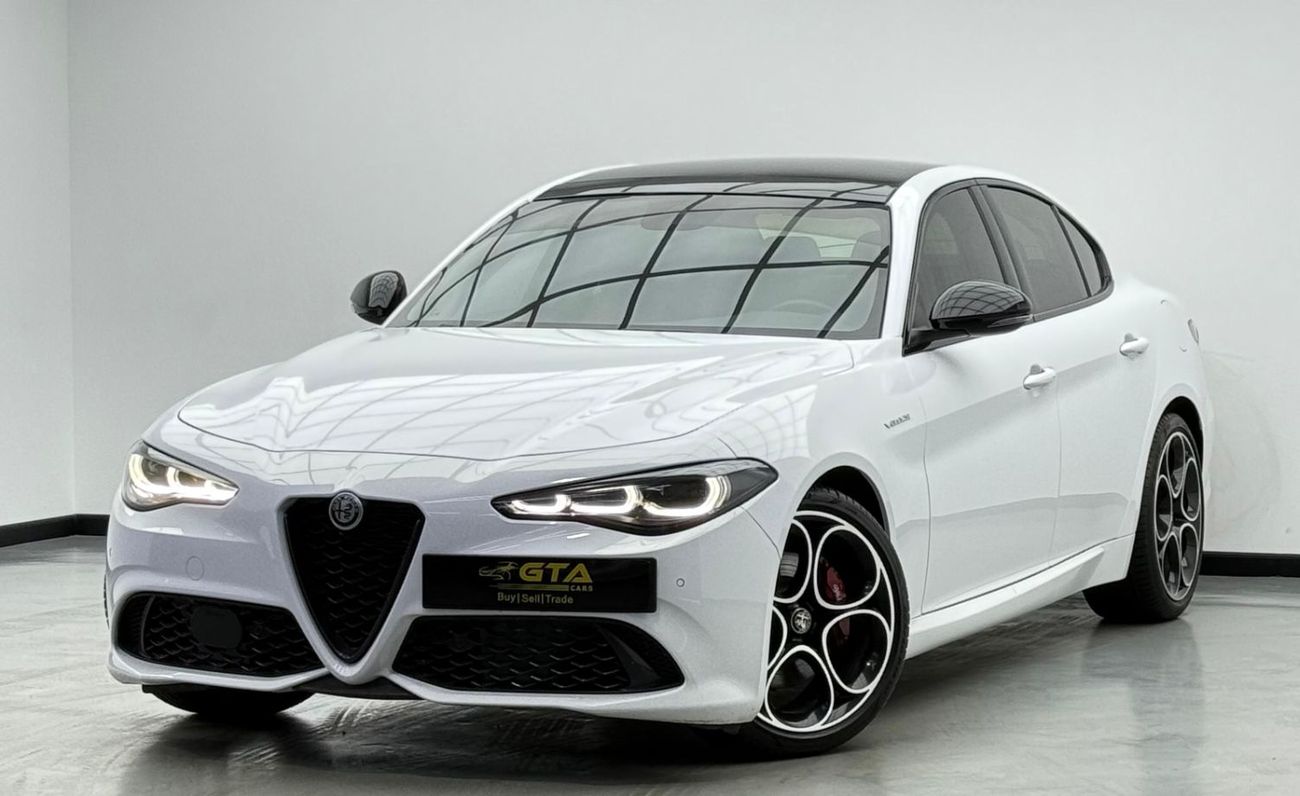Alfa Romeo Giulia 2024 Alfa Romeo Giulia Veloce Q2 MCA, 2028 Agency Warranty & Service Contract, Agency FSH, GCC