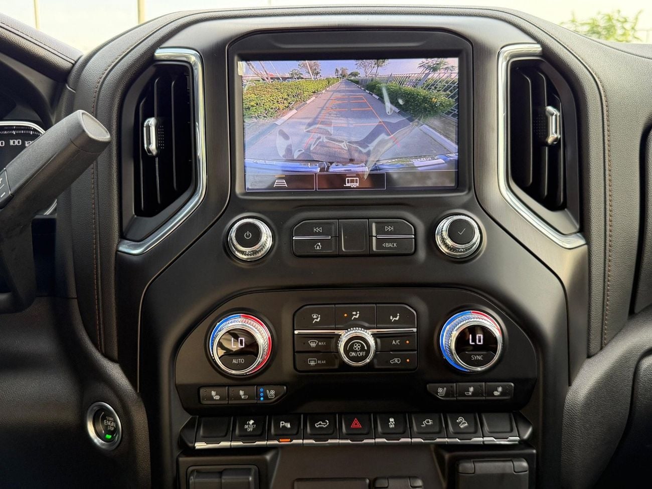 GMC Sierra 5.3L V8 AT4 Regular Cab (AWD)