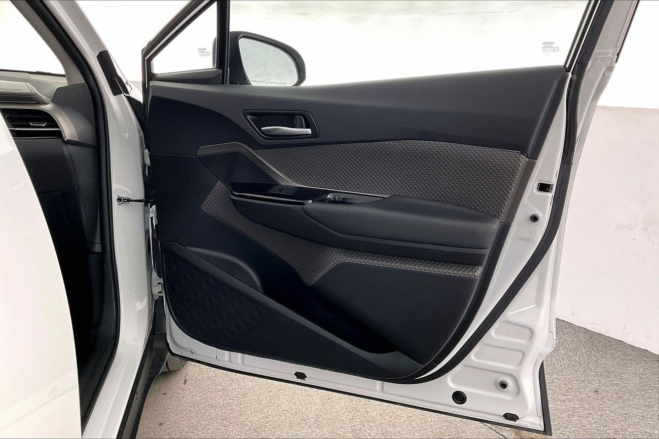 تويوتا CHR GX | National Day Celebration | شامل الضمان | 0 ﺪﻔﻋﺓ ﺃﻮﻟﻯ