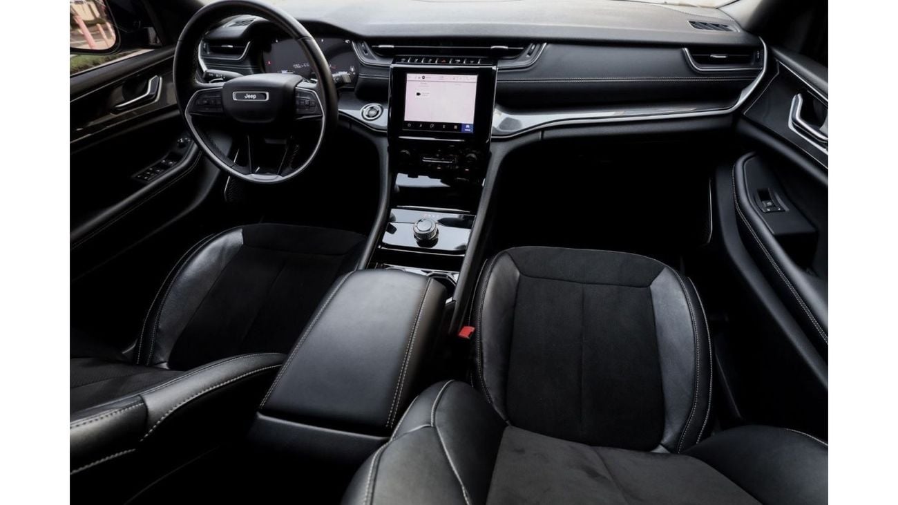 Jeep Grand Cherokee Jeep Grand Cherokee Limited 2022 GCC under Agency Warranty and Service Contract with Flexible Down-P