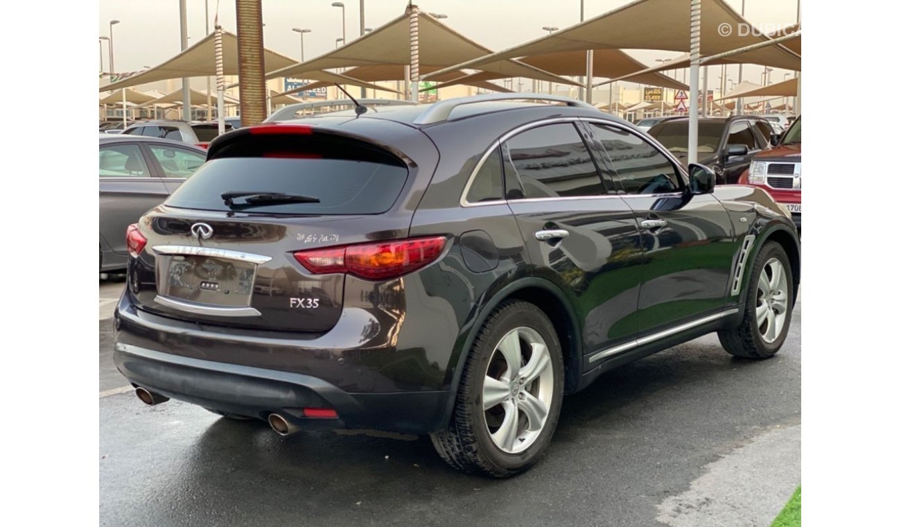 إنفينيتي FX35 Infiniti FX35 GCC , in perfect condition, single owner, zero problems