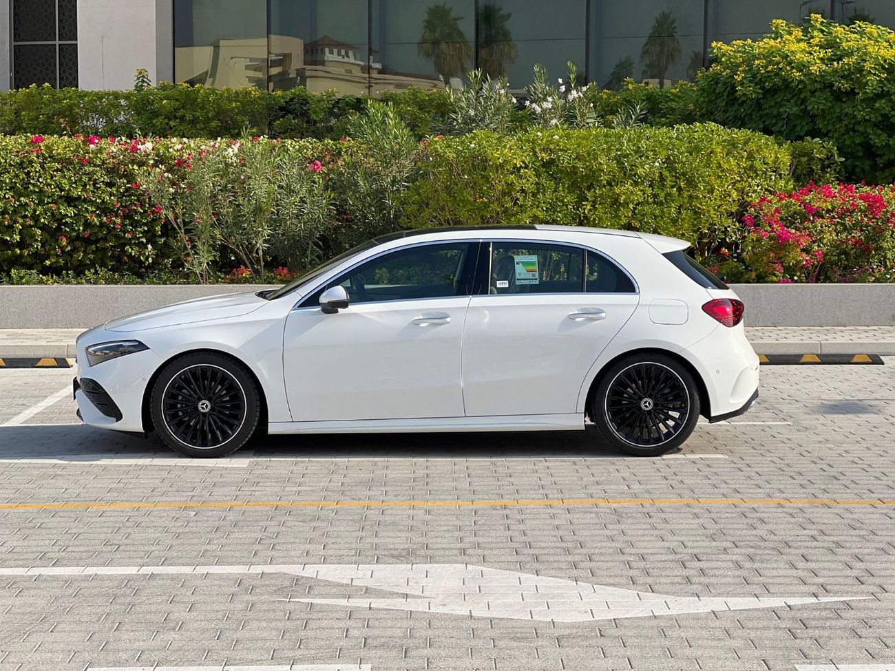 مرسيدس بنز A 200 مرسيدس A200 بانوراما خليجي تحت ضمان الوكالة ا