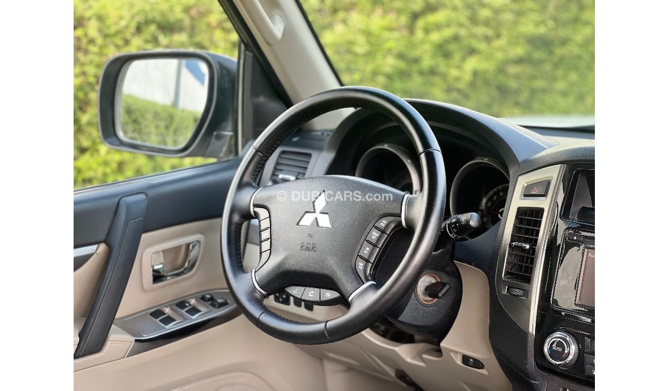 Mitsubishi Pajero 2017