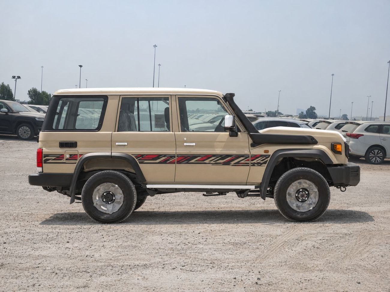 Toyota Land Cruiser 70 LC76 LX ECTAV0088 - 2026 Toyota LC76 - 5 Doors Hardtop - High Option - 4.0L Petrol Manual