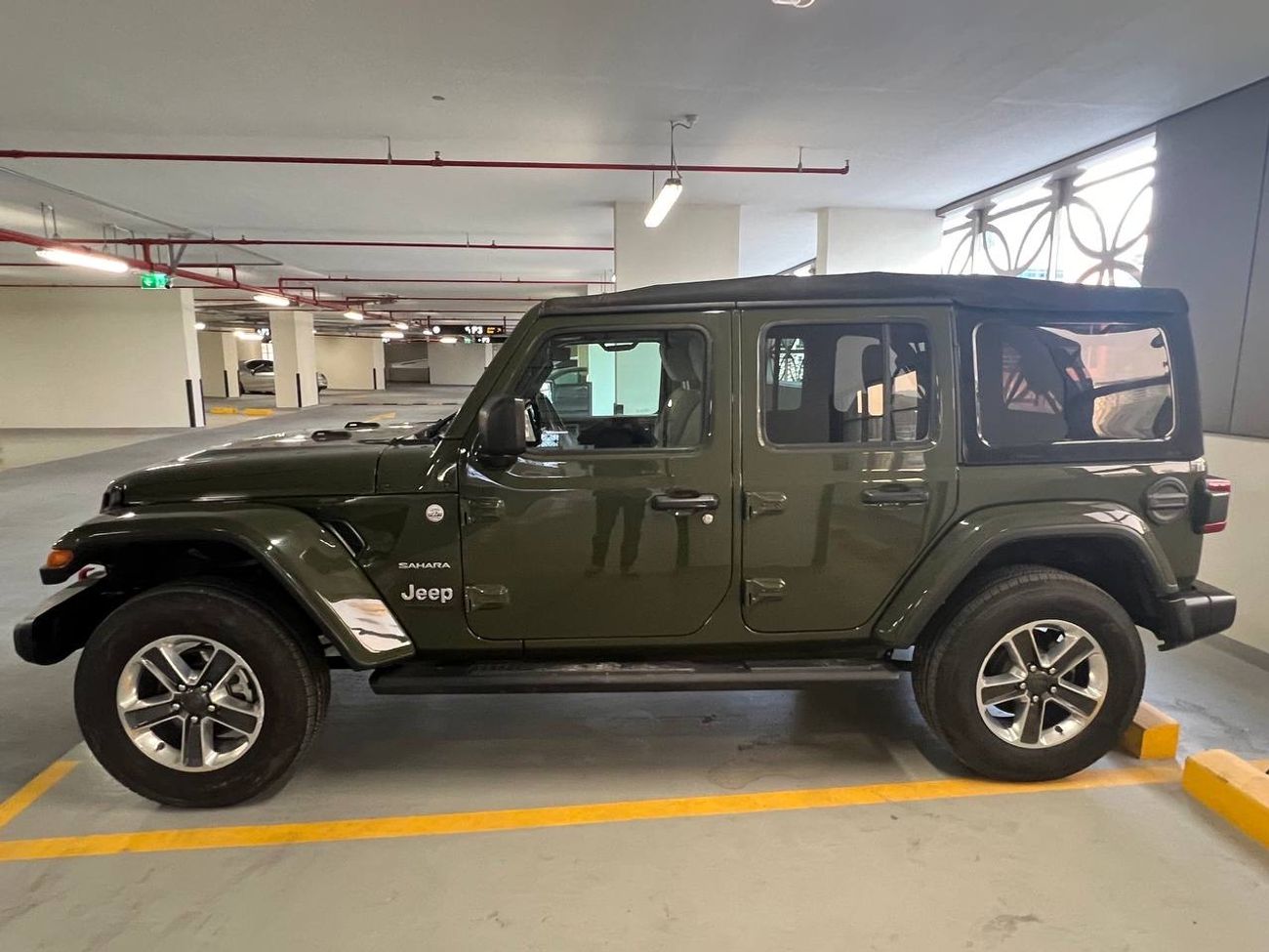 Jeep Wrangler Sahara Unlimited 3.6L M/T