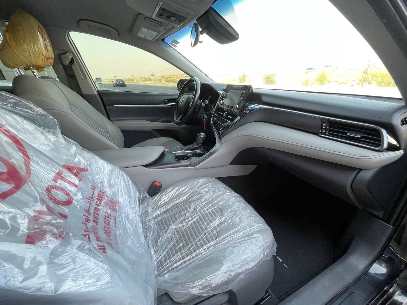 Toyota Camry SE 2.5L (204 HP) RADAR / LINE ASSIST / BLIND SPOTS / RIMS /  LEATHER / CLEAN AND NEAT