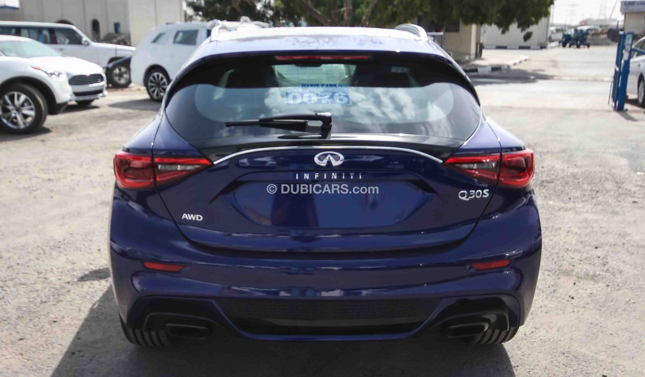 Infiniti Q30 ٍٍS - Export Price 117,000
