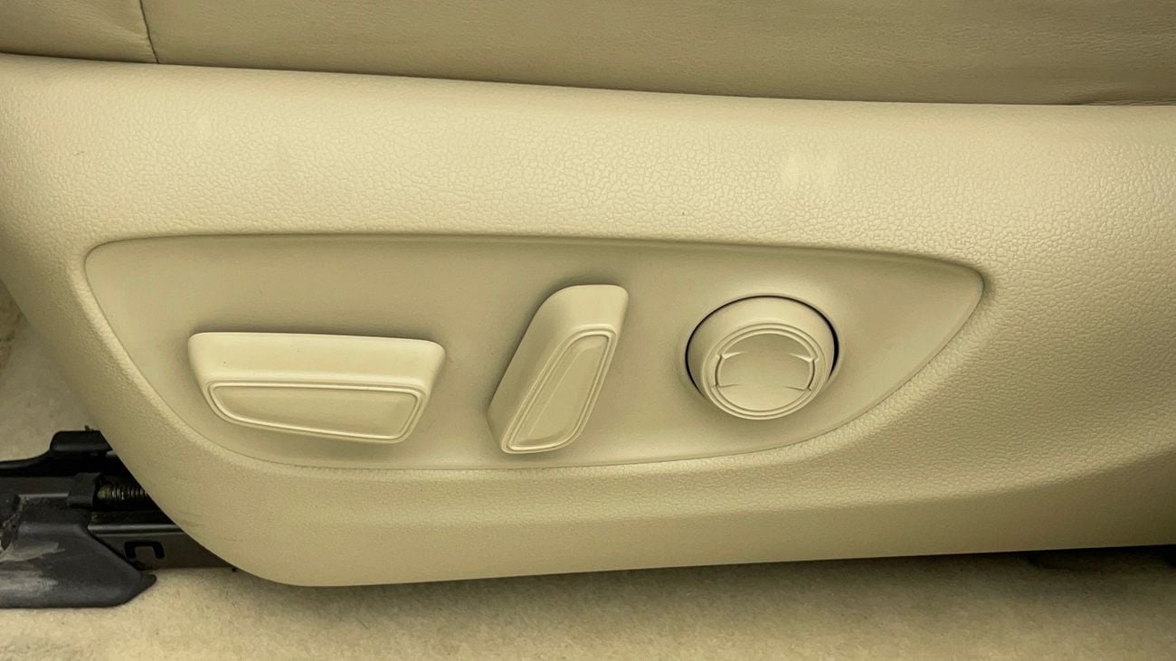 Toyota Land Cruiser GXR 4.0L 2024 GXR | AED 3348/Month | 0 DP | 30 Day Return | Warranty | Service History