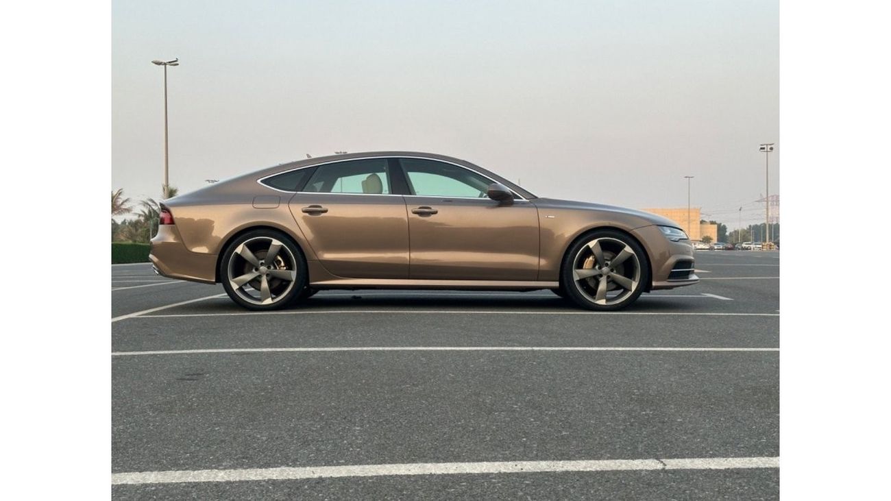 Audi A7 35 FSI quattro Exclusive MODEL 2015 GCC CAR PERFECT CONDITION INSIDE AND OUTSIDE FULL OPTION PANORAM