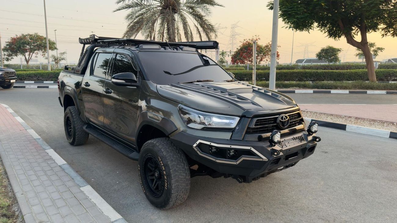 Toyota Hilux OFF-ROAD MODIFIED | CAMPING AWNING TENT | 2800CC DIESEL | AUOMATIC