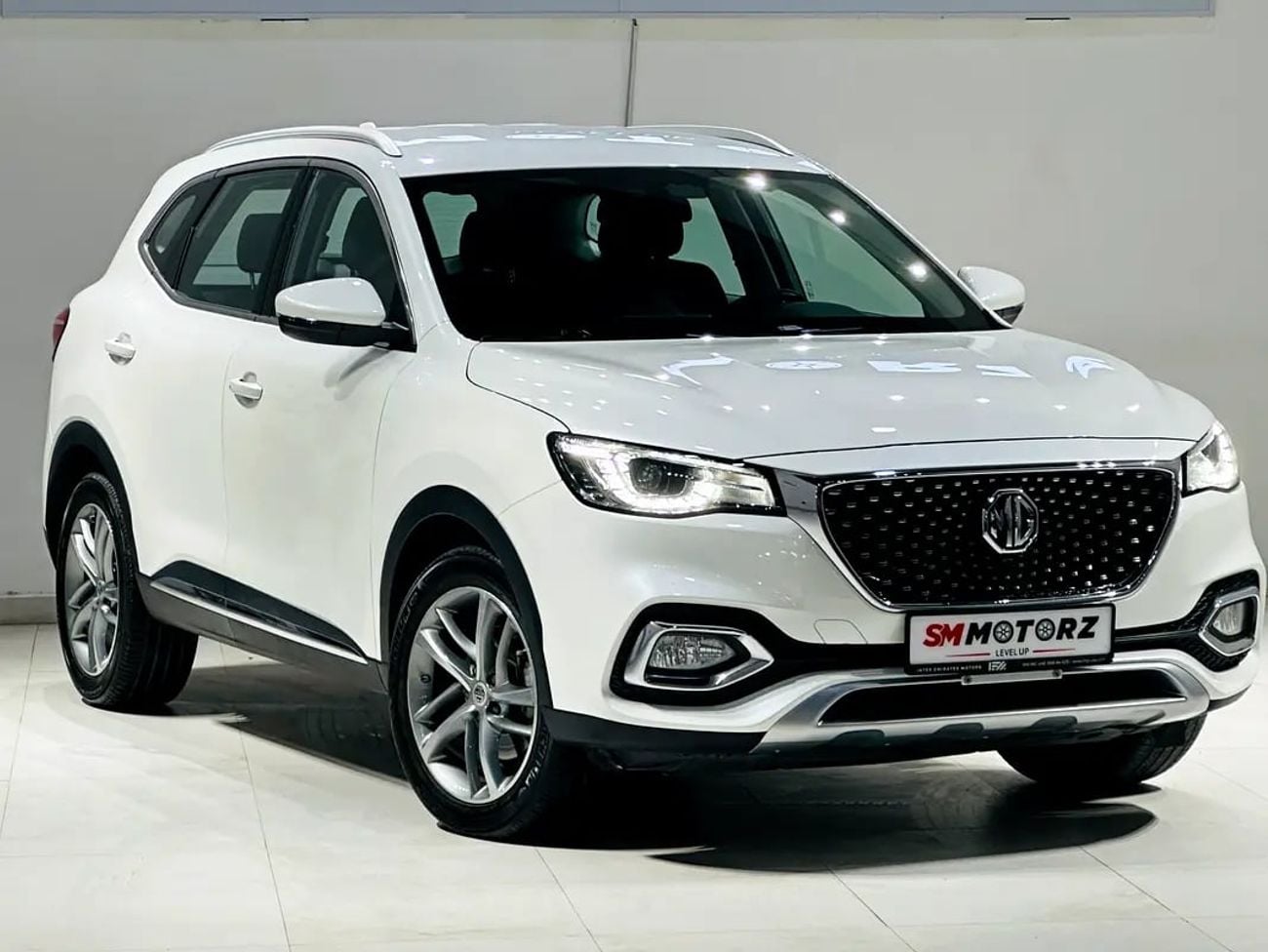 أم جي HS Comfort 2.0L