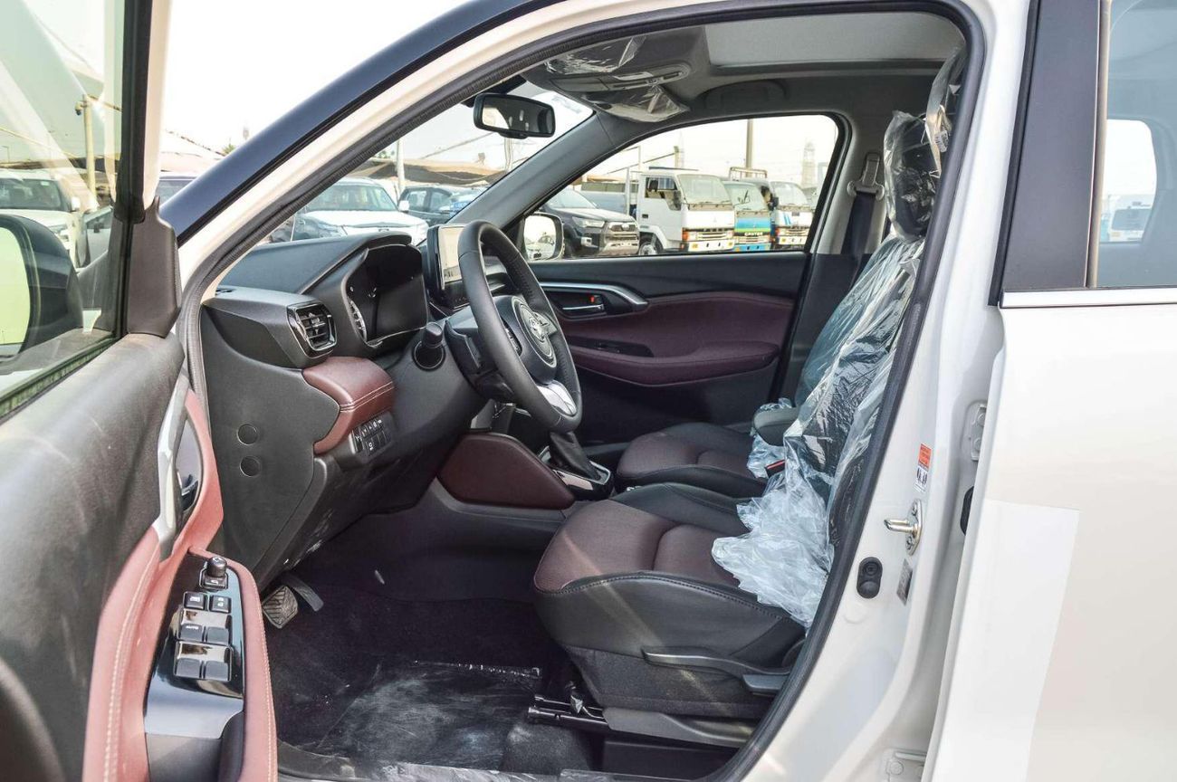 Toyota Urban Cruiser TOYOTA URBAN CRUISER YML 1.5L FWD SUV 2025